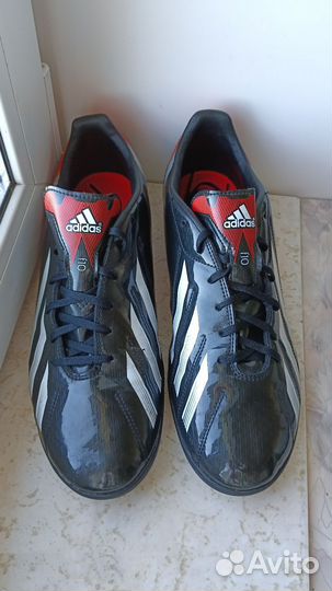 Сороконожки Шиповки adidas F10 оригиналразмер 44,5