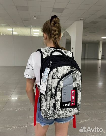 Рюкзак школьный для девочки