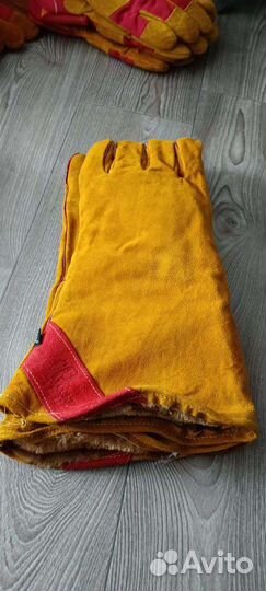 Перчатки восточные тигры