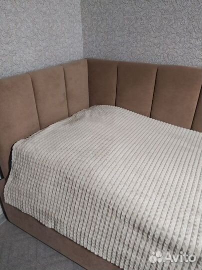 Детская мягкая кровать Велюр