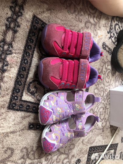 Кроссовки для девочки