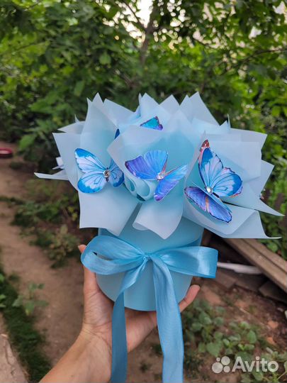 Букет светящийся из бабочек