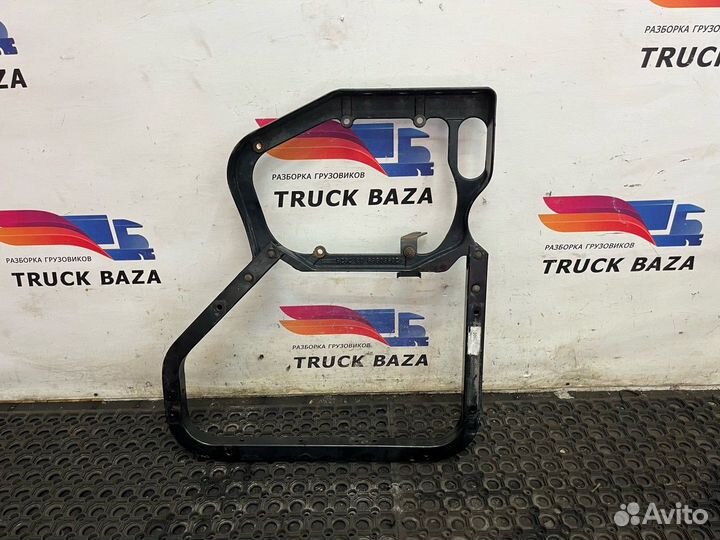 Кронштейн крыла передний Renault Premium