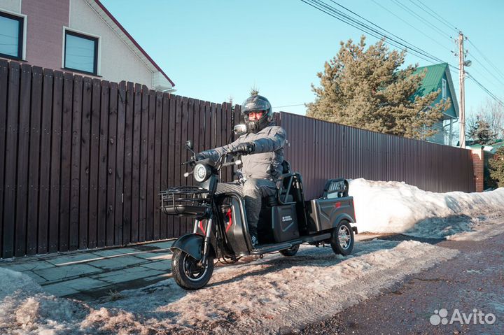 Электроскутер white siberia sibtrike MAX 2000W