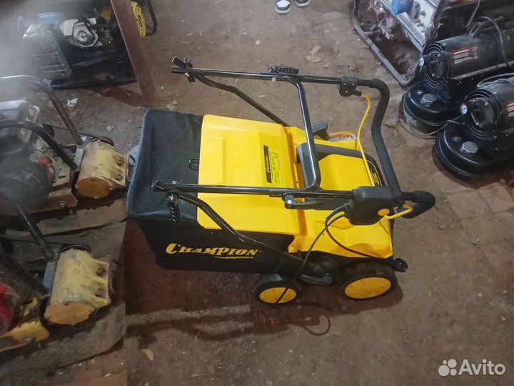 Аэратор скарификатор