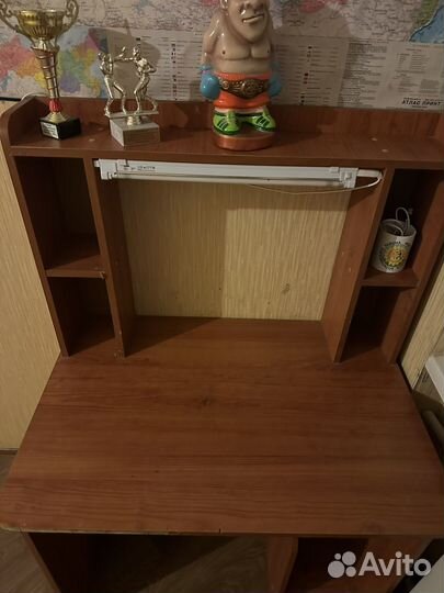 Компьютерный стол