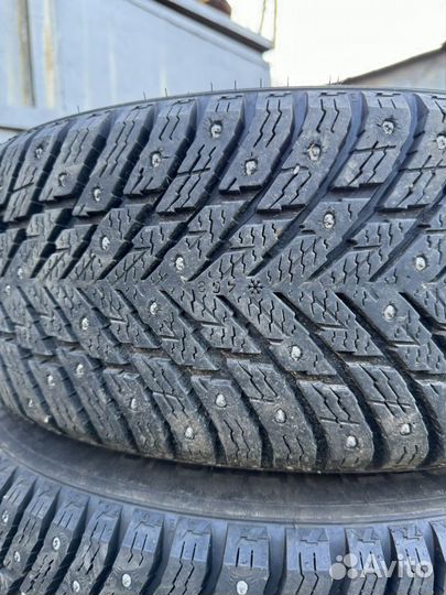 Nokian Tyres Hakkapeliitta 10 205/60 R16 96T