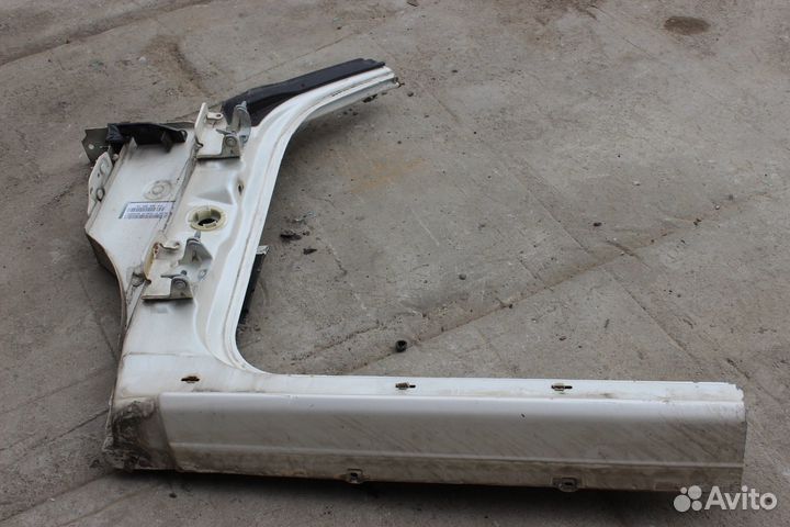 Передние стойки кузова Cadillac Escalade GMT800