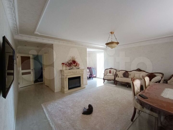 3-к. квартира, 90 м², 2/6 эт.