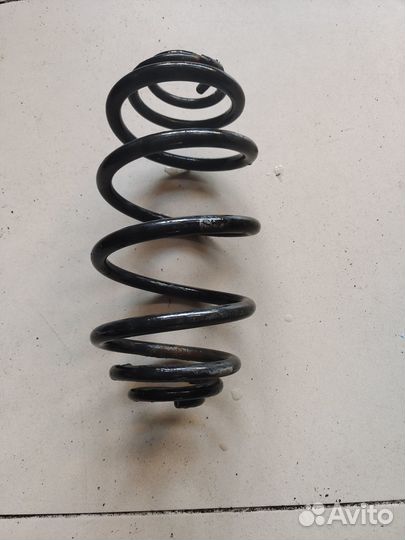 Пружина задняя Опель Astra H 5 дверей Б / У