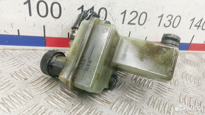 Бачок гу mazda 3 2003 2007