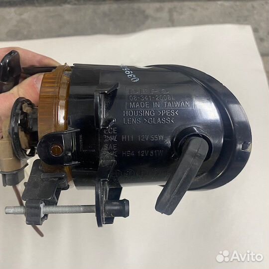 Левая туманка пассат б6 Depo и правое стекло