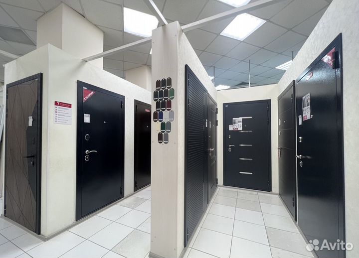 Входные двери со склада