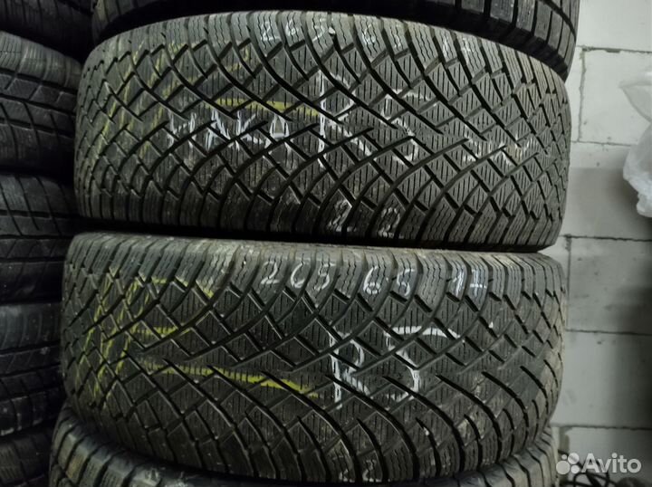 Nokian Tyres Hakkapeliitta R5 265/65 R17
