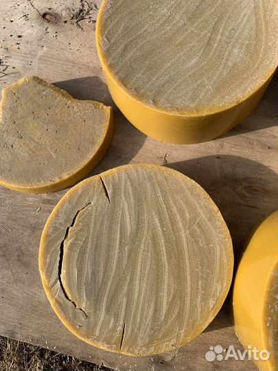 Воск пчелиный