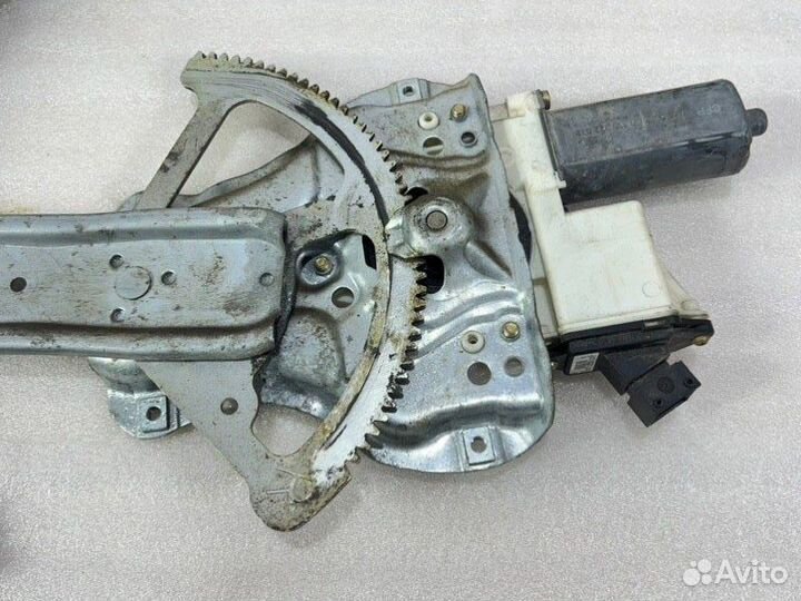 Стеклоподъемник электрический передний правый