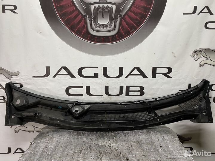 Жабо под дворники Nissan Qashqai