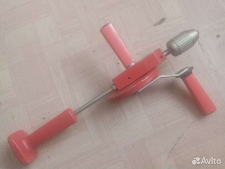 Дрель ручная новая
