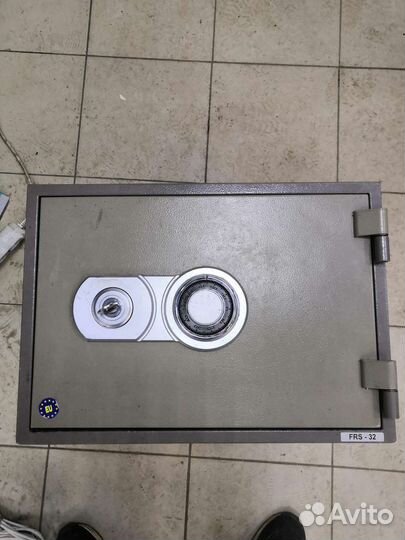 Сейф valberg frs-32. Cl