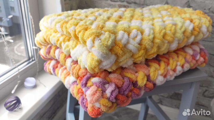 Плюшевый детский пледик из пряжи alize puffy