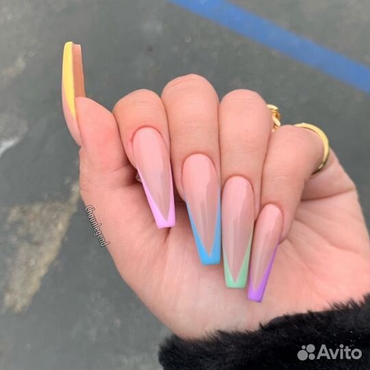 Наращивание, моделирование ногтей, коррекции