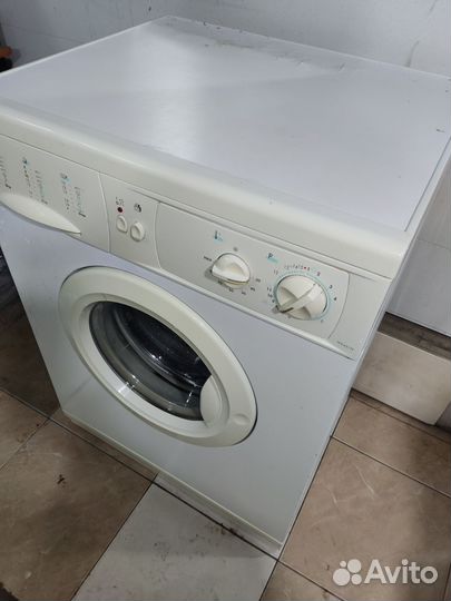 Стиральная машина indesit