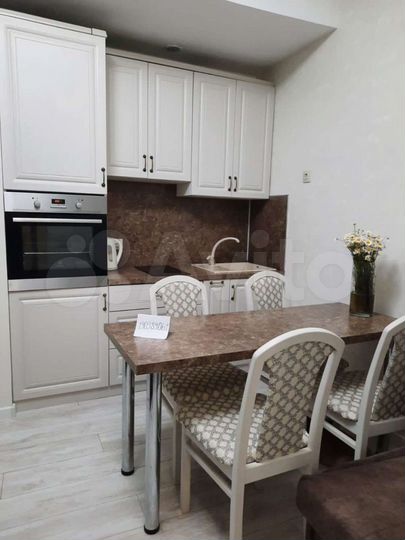 2-к. квартира, 40 м², 1/7 эт.