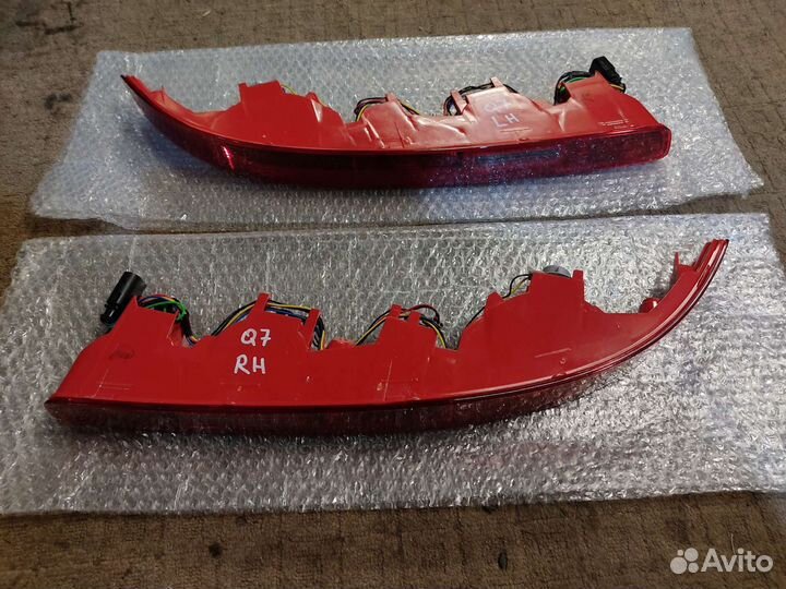 Фонарь заднего бампера левый правый Audi Q7 4L