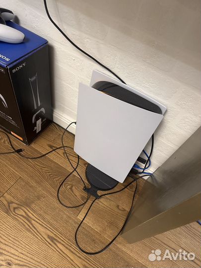 Sony playstation 5 с 2мя джойстиками