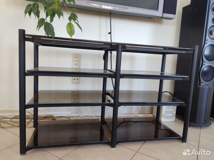 Тумба для телевизора