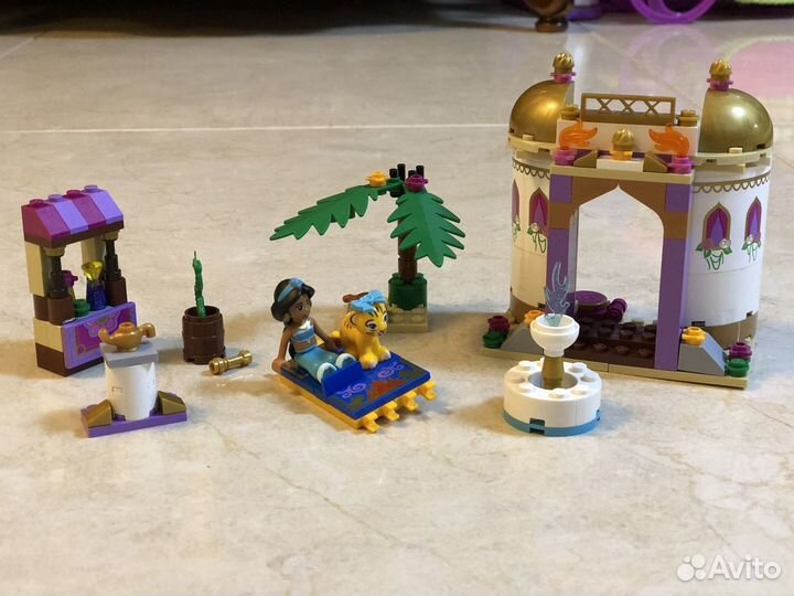 Lego Friends Питомцы Автомобиль Жасмин