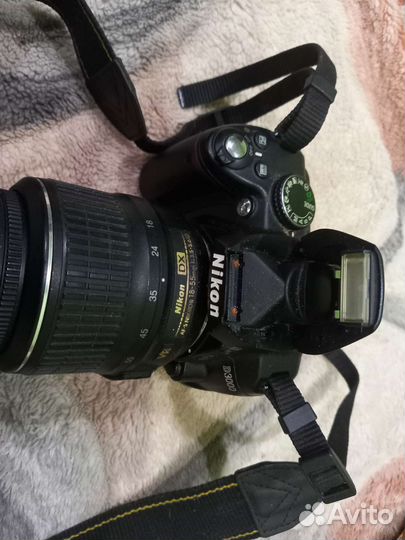 Зеркальный фотоаппарат nikon