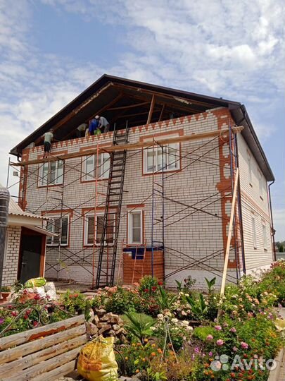 Бригада строителей