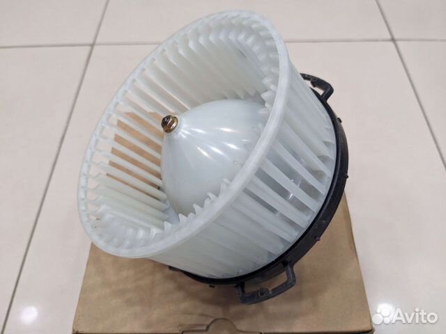 Мотор отопителя mazda 3 BK (03)