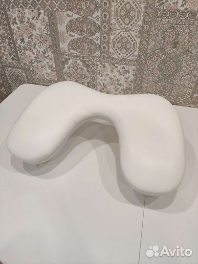 Подставка для рук маникюрная