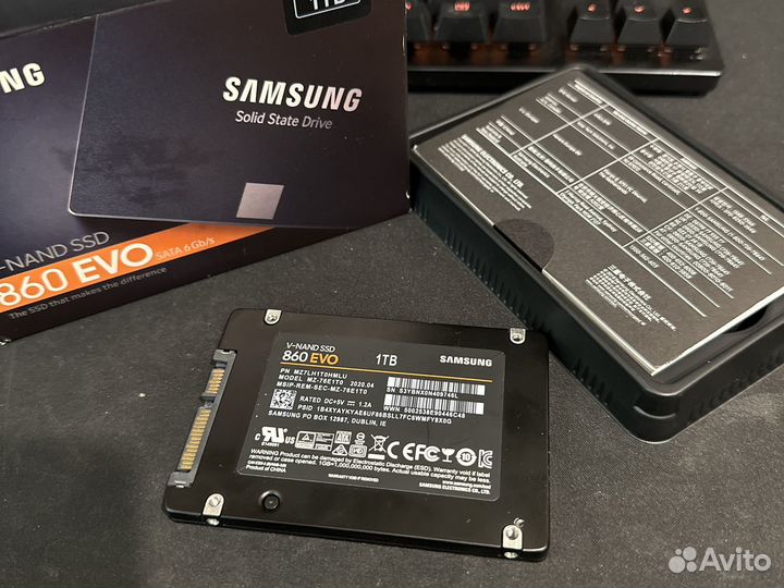 Жесткий диск ssd samsung evo 860 1Tb