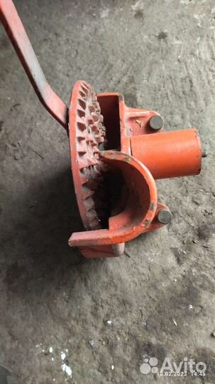 Кукурузолущилка