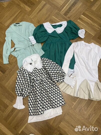 Женские платья много