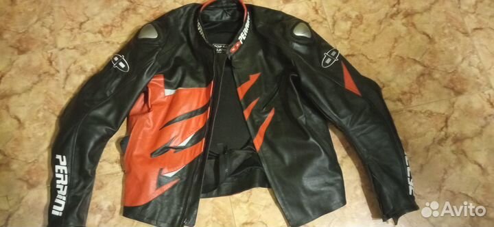 Мотокуртка кожанная