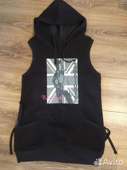 Безрукавка женская с капюшоном 44-46