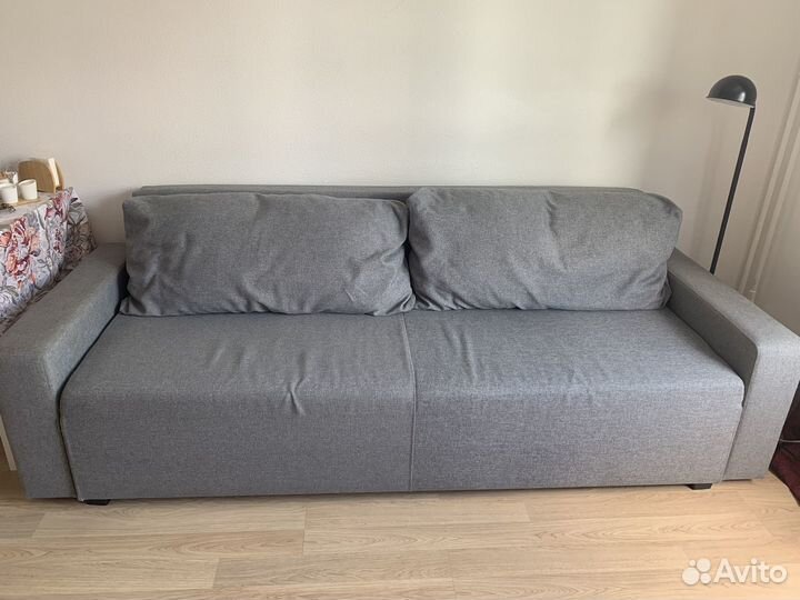 Диван прямой раскладной бу