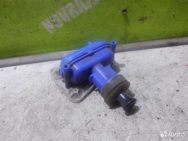 Активатор замка двери Ауди 80 90 Б4