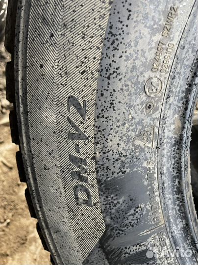 Bridgestone Blizzak DM-V2 285/60 R18