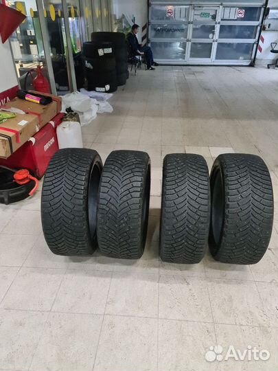 Michelin X-Ice North 4 265/40 R20 104H