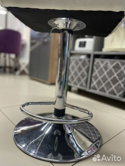 Стул высокий барный со спинкой