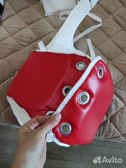 Жилет защитный для единоборств