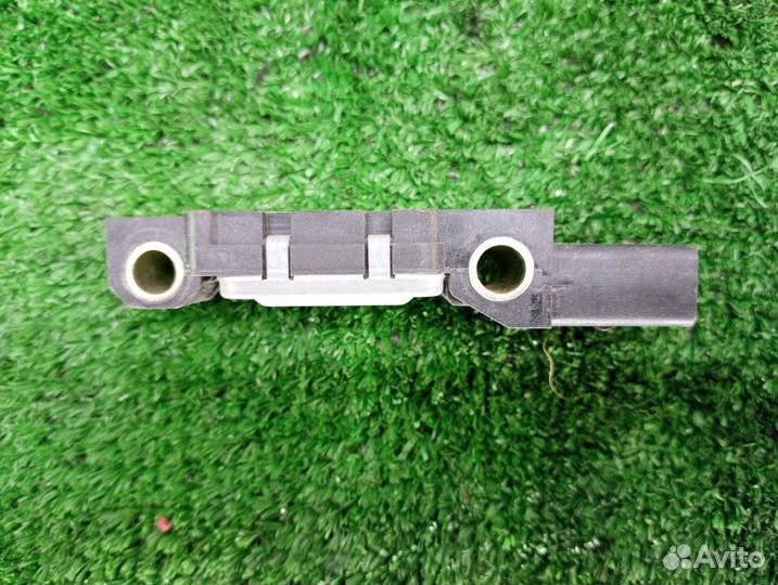 Датчик airbag (удара) Audi A8