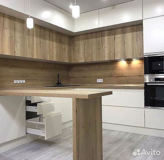 Кухонный гарнитур угловой