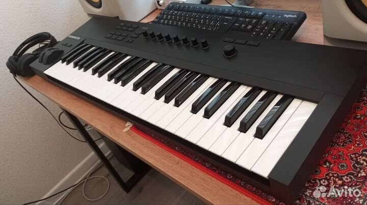 Native Instruments Komplete Kontrol A49