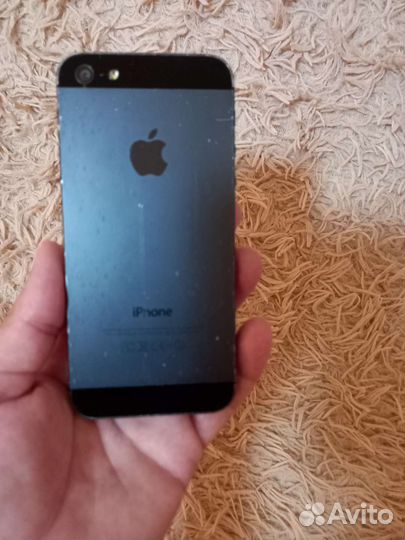 Телефон iPhone